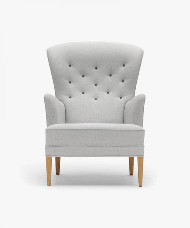 Minimalist Study Desk